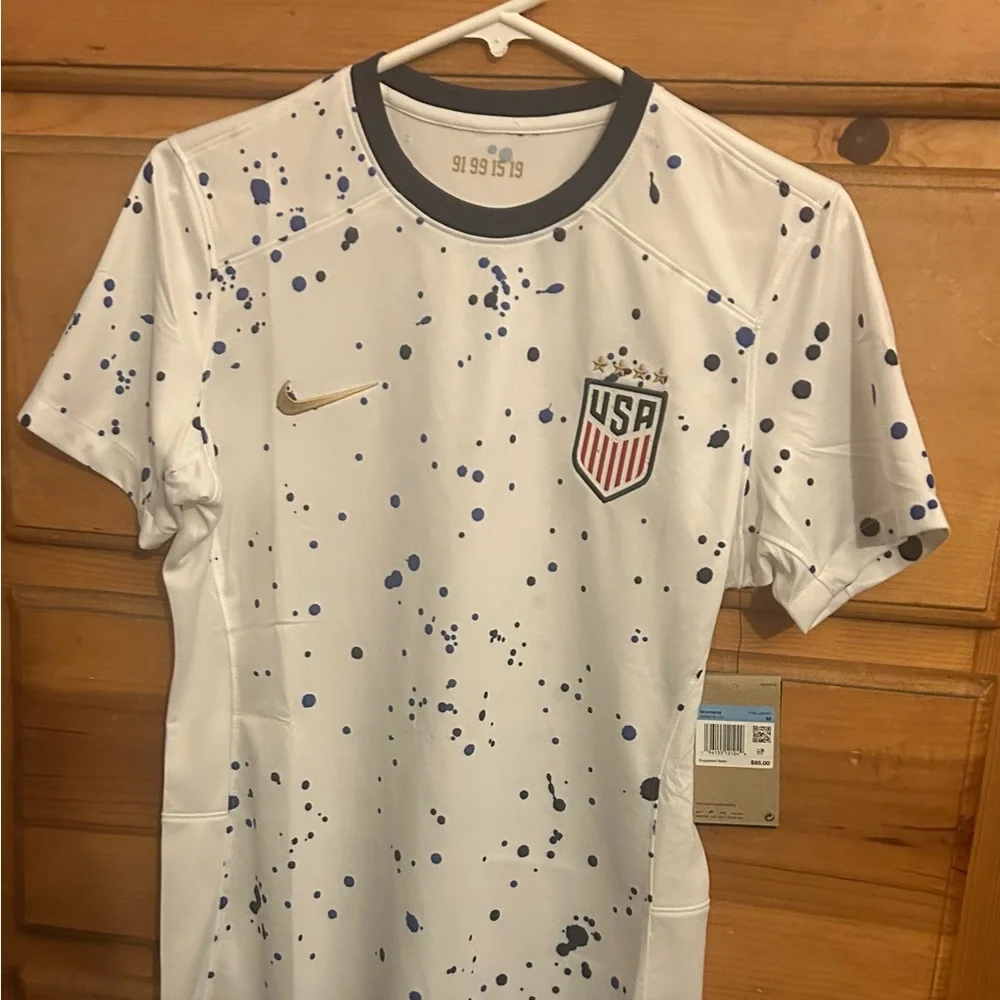 Nike women US shirt size M - Picture 2 of 5